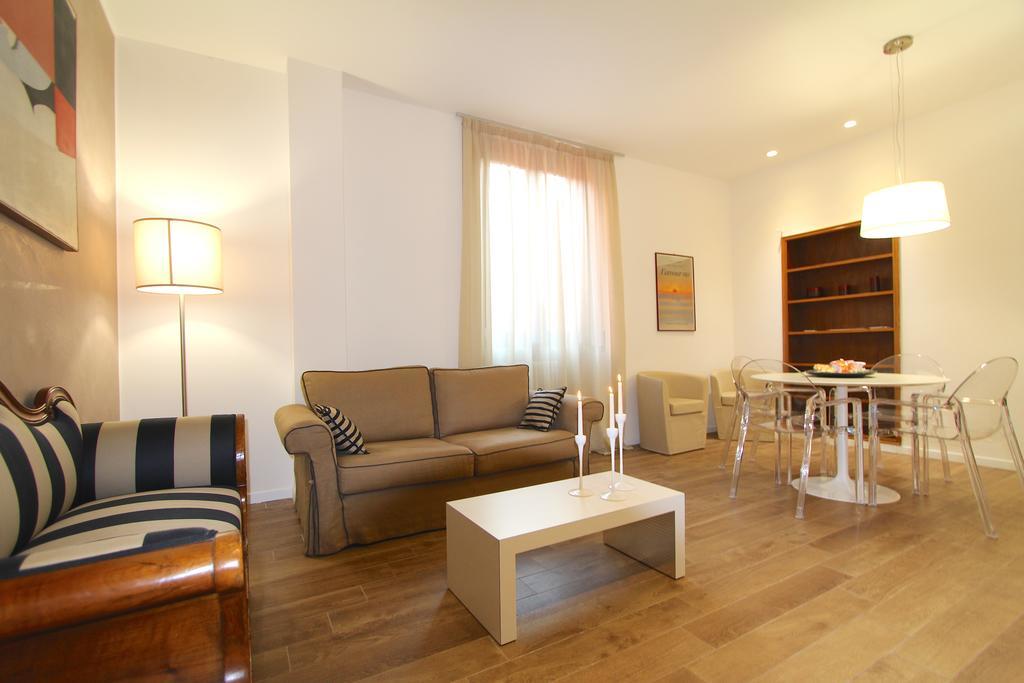 Corte Spagnola Verona Exteriér fotografie